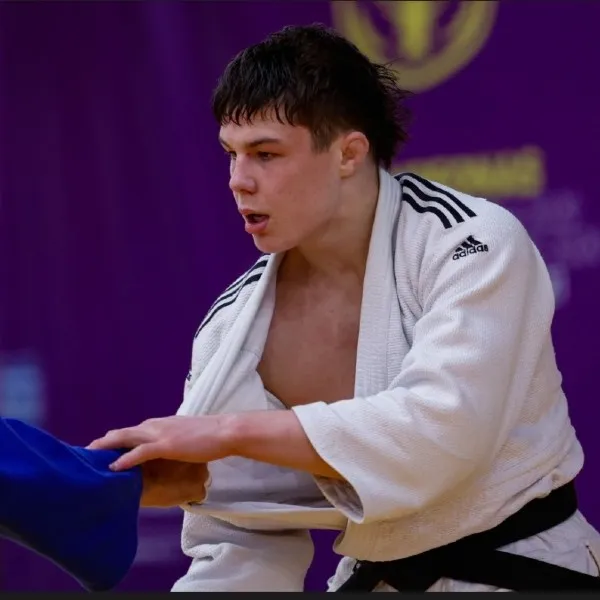 Image of a student practicing judo